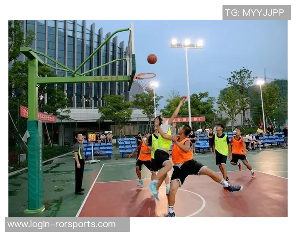 运动最新数据南京篮球队比赛经验引发热议球迷对战术选择与球员表现展开激烈讨论